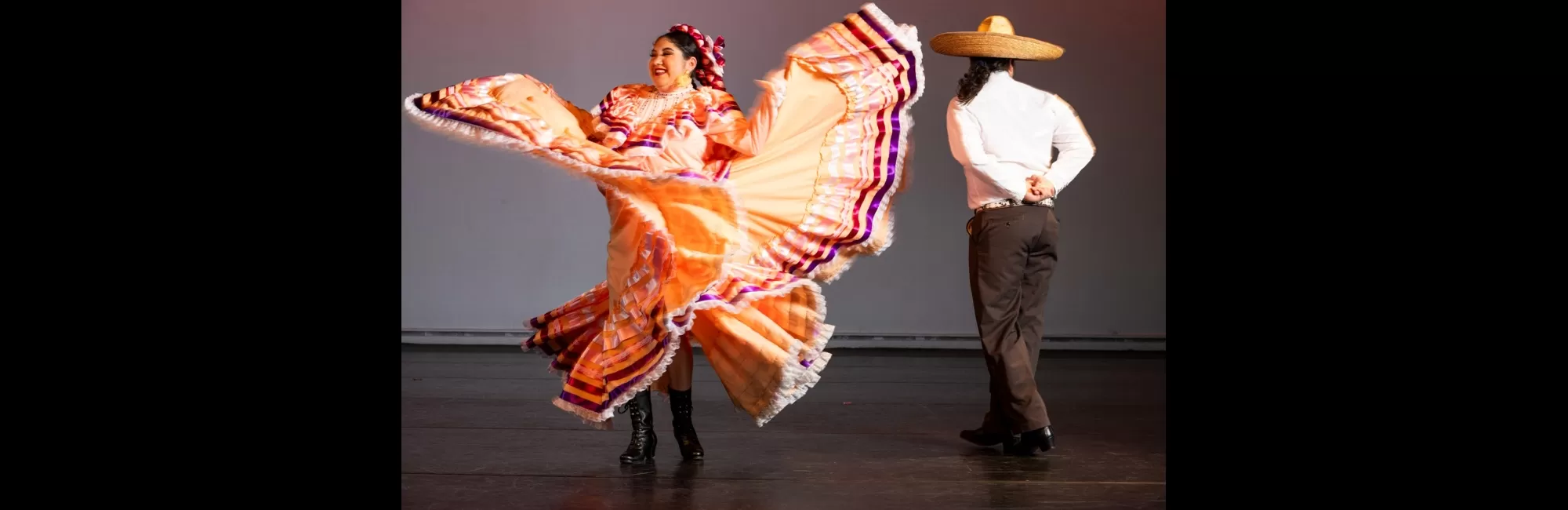 Fiesta Folklórica