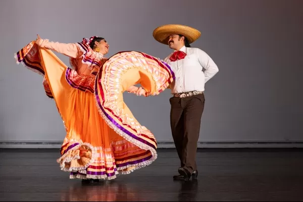 Fiesta Folklórica